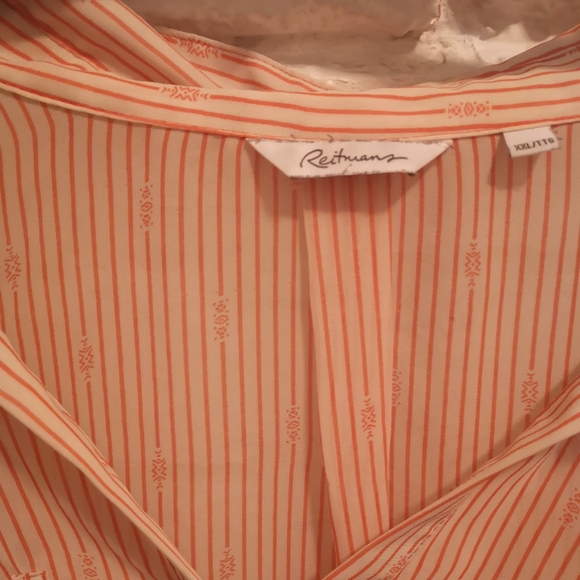 Red striped blouse - Picture 2 of 4